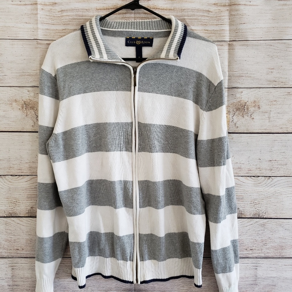 Club Room Sweater Men's
Size M